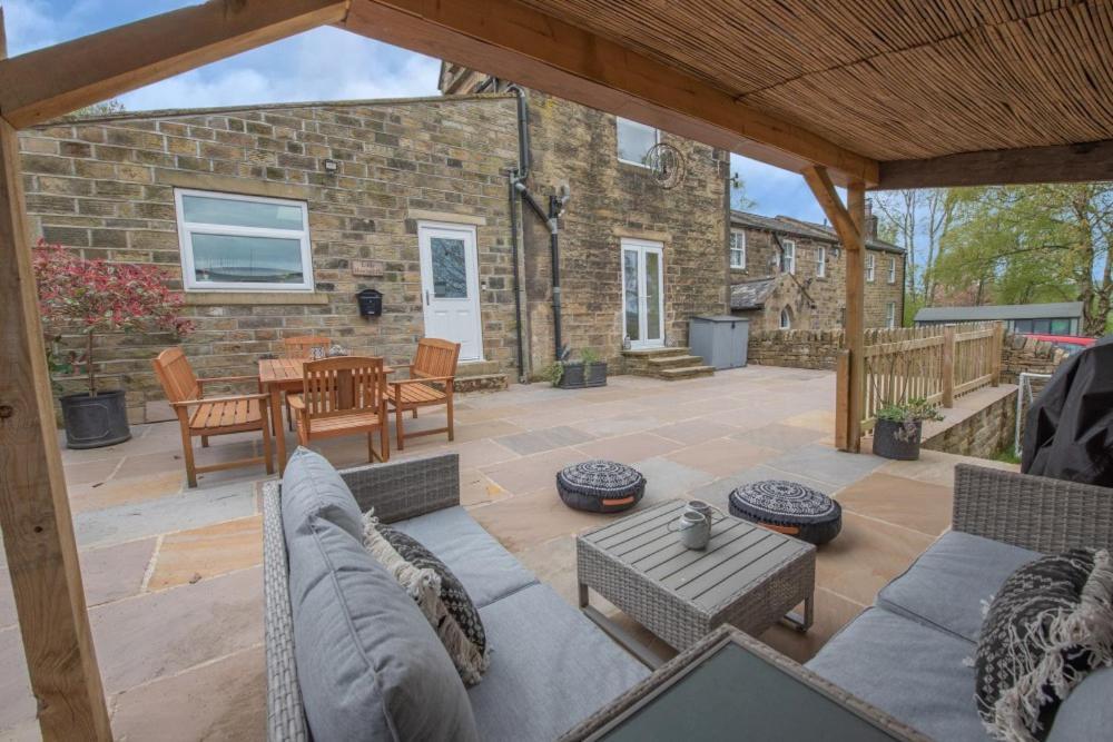 Relax At Little Hawkcliffe Villa Silsden Bagian luar foto